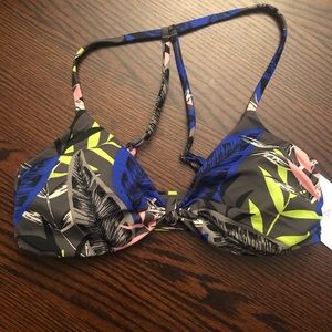 NWT Athleta Midnight Palm Knot Front Bikini Top